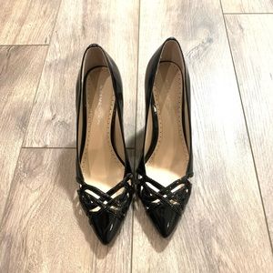 Black Patent Adrienne “carli” 3” heels size 6